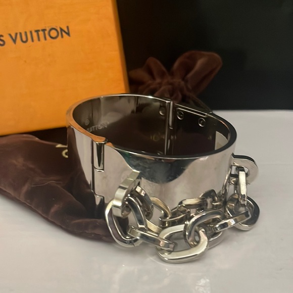 Louis Vuitton Jewelry - LOUIS VUITTON Lock Me Silver Tone Manchette Authentic Designer Bracelet